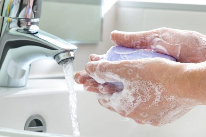 Elleri tahrişten korumanın yolu: Sıvı sabun yerine kalıp sabun