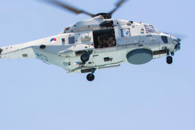 Hollanda'ya ait helikopter Karayipler'de düştü: 2 ölü 2 yaralı
