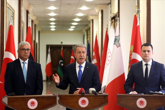 Bakan Akar: “Darbeci Hafter'e yapılan desteğin bir an önce kesilmesi elzemdir”
