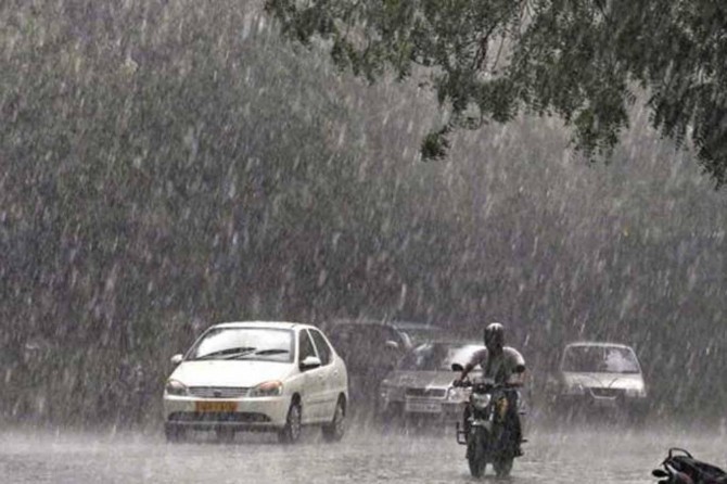 Meteorolojiden Doğu Karadeniz'in doğusu için "kuvvetli" yağış uyarısı
