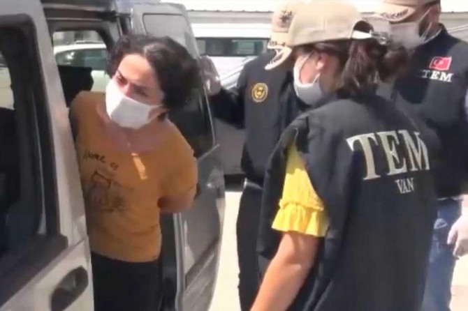 Eski HDP MYK üyesi tutuklandı