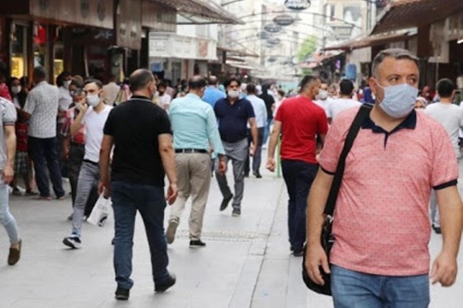 Gaziantep'te 3 bin 227 kişiye sosyal mesafe ve maske cezası verildi