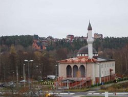 İsveç'te Minareden Ezana Onay