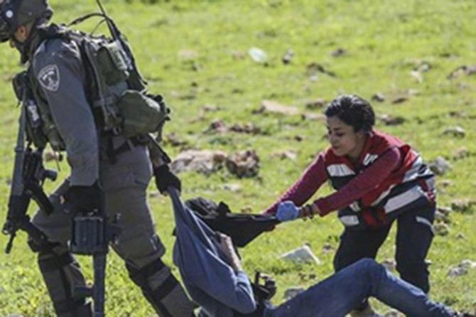 Zionist regime's undercover soldiers kidnap Palestinian child in Isawiya