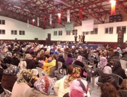 Kayseri'de "Şehitler Gecesi"ne yoğun ilgi