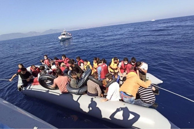 A total of 207 irregular migrants rescued in the last week, Turkish Coast Guard says