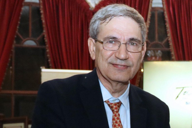 "Laik" Orhan Pamuk Ayasofya-i Kebir Câmi-i Şerifi'nin ibadete açılmasını hazmedemedi