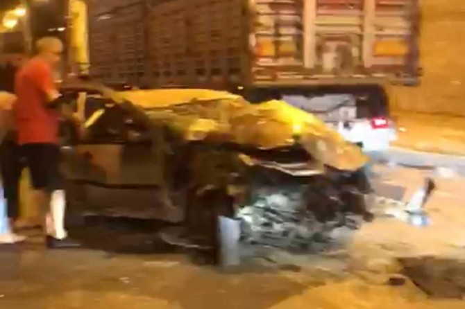 Adana Sarıçam'da devrilen otomobilde 2 kişi öldü 3 kişi yaralandı