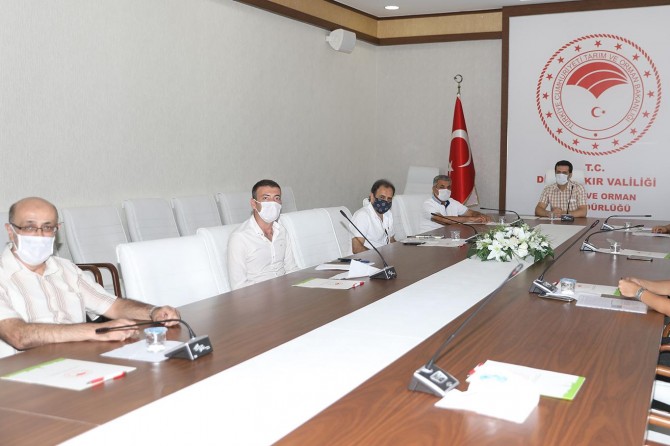 Diyarbakır’da Mandalarda Suni Tohumlama Proje Toplantısı yapıldı