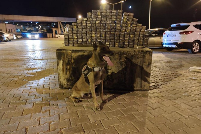 Van’da 104 kilogram eroin ele geçirildi