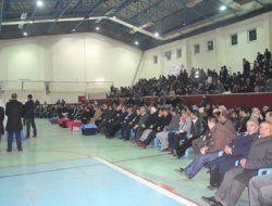 "10 milyon Suriyeli yardım bekliyor"