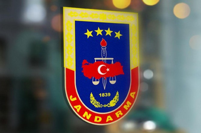 Jandarma'da atamalar: 4 general ve 60 albay emekliliğe sevk edildi