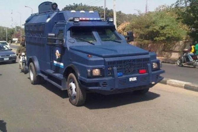 Nijerya'da soygun girişimi: 4 polis öldü