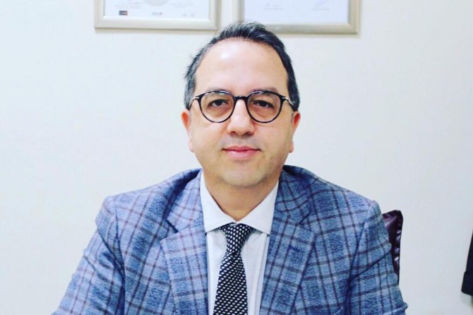 ​Prof. Dr. Alper Şener: "Covid-19 domino risk etkisi oluşturmaktadır"