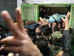 Batı Şeria'da cenaze gerginliği