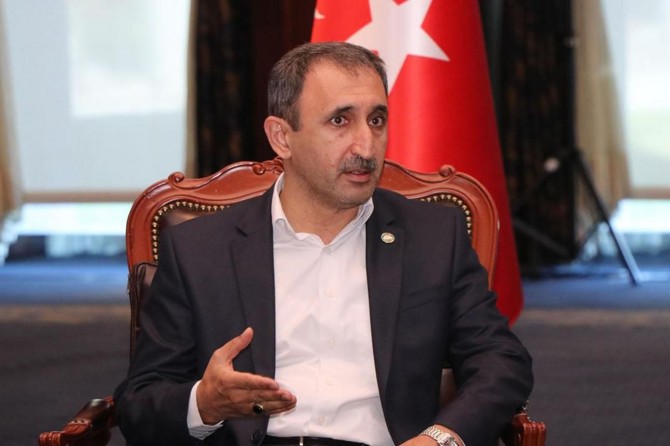 Yazar Demir: "Erdoğan’ın feminist hareketle imtihanı!"