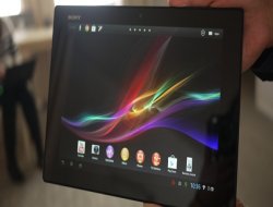 Sony'den su geçirmeyen tablet