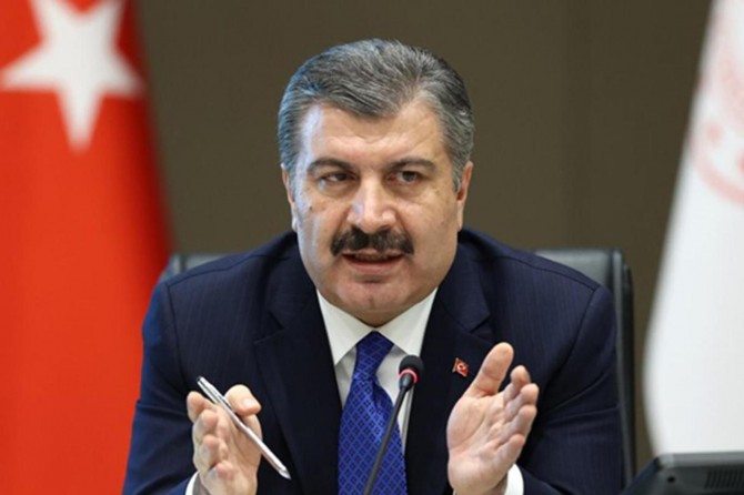 Bakan Koca: "Profilinizden siz de bir tedbir mesajı verin"