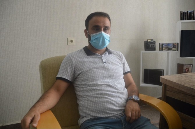 Temasta bulunduğu arkadaşlarını açıkladığı için iş yeri tarafından cezalandırıldı