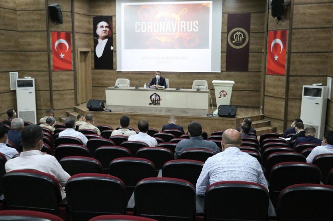 Siirt'te Pandemi denetim ekipleri toplantısı, Vali Hacıbektaşoğlu başkanlığında yapıldı