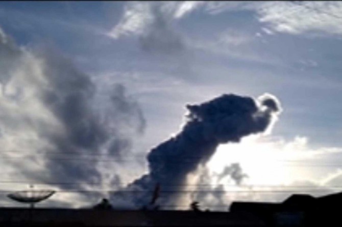 Indonesia's Sinabung volcano erupts for second time in three days