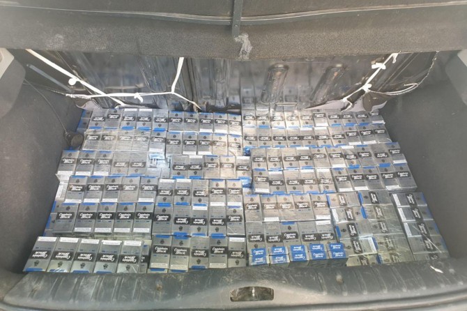 Nizip’te 11 bin 580 paket gümrük kaçağı sigara ele geçirildi