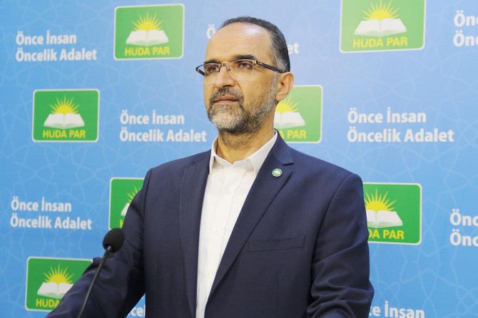 Sağlam warns Lebanese people about imperialists' policies