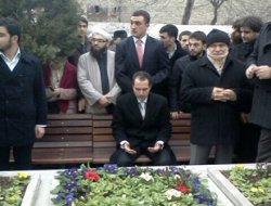 Erbakan dualarla anıldı