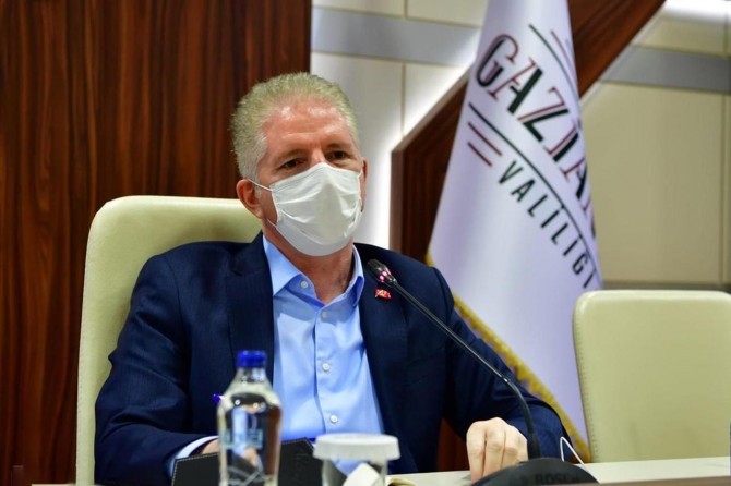 Gaziantep'te 65 yaş üstüne çarşı-pazar, toplu taşıma ve düğün yasağı