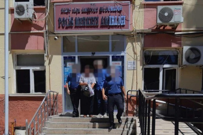 4 ayrı suçtan aranan şüpheli sahte kimlikle yakalandı