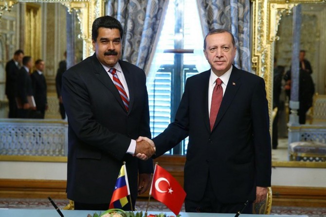 Erdoğan, Venezuela Devlet Başkanı Maduro ile telefon görüşmesi yaptı