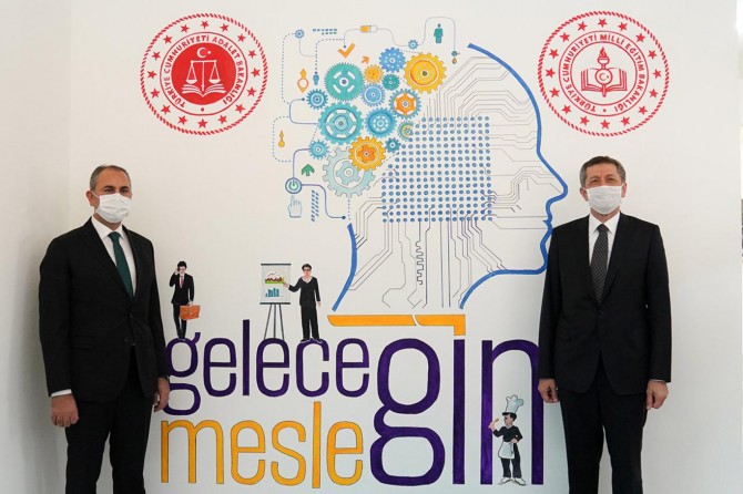 Cezaevi içerisindeki ilk adalet mesleki eğitim merkezi açıldı