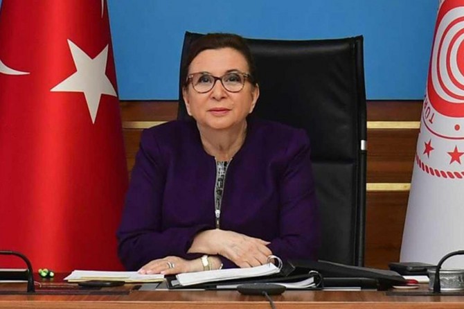 Bakan Pekcan'dan 2. el araç satışında tarih uyarısı