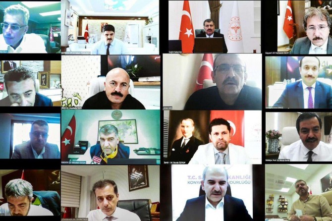 Wezîrê Tenduristîyê Koca bi midûrên tenduristîyê yê 15 bajaran civîn tertîp kir