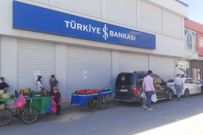 Nusaybin'de banka çalışanında Coronavirus tespit edildi