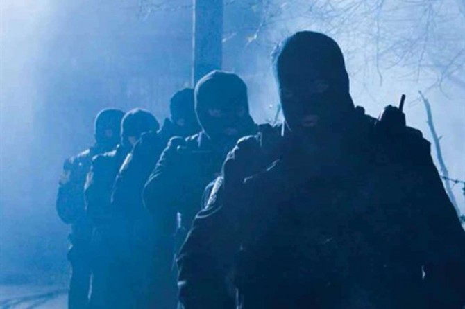 Li Stenbolê operasyona PKKê: 12 binçavî