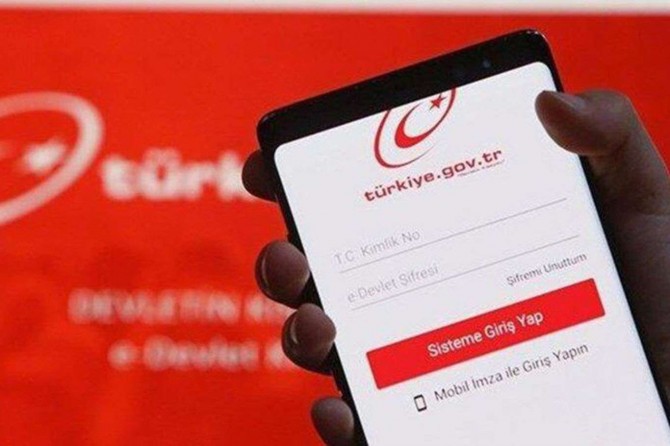 Bakan Selçuk: “e-devlette en çok kullanılan 10 hizmetin 5’i bakanlığımıza ait”