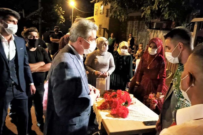 Malatya Valisi Baruş'tan Covid-19 denetimleri