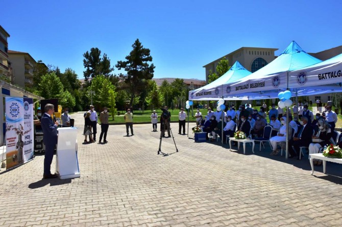 Malatya Valisi Baruş: “Covid-19 salgını ilimizi olumsuz yönde etkilemeye devam ediyor”