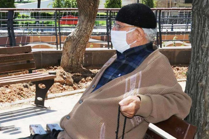 Ankara'da 65 yaş üstüne kısıtlama