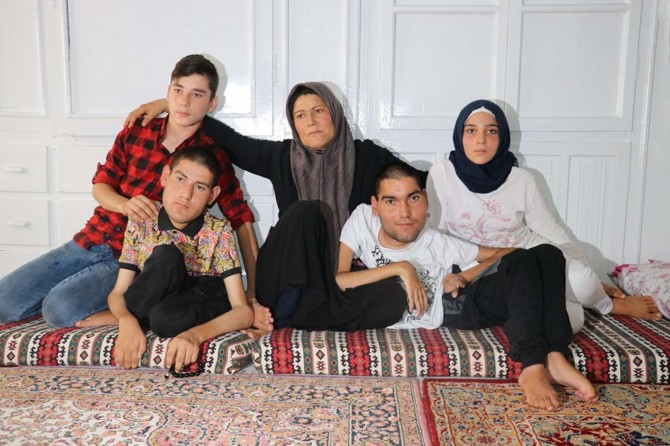 Suriyeli kardeşlerin annelerine kavuşma sevinci