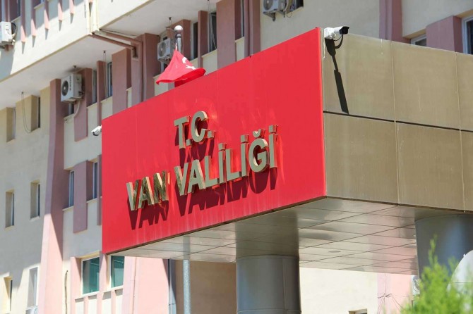 Van Valiliği Covid-19 testi dolandırıcılarına karşı uyarıda bulundu