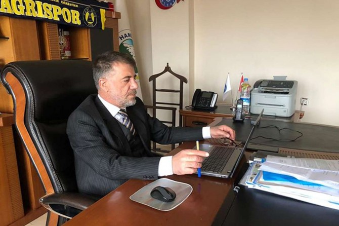 Hamur Belediye Başkanı Cezmi Ergül'ün Covid-19 testi pozitif çıktı