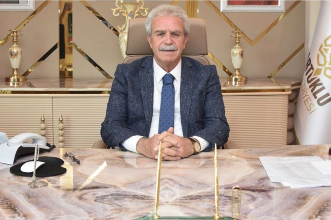 "Yerel yönetimler performans araştırması" anketinde Artuklu İlçe Belediyesine ödül verildi