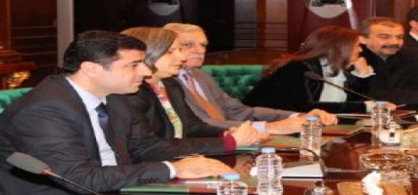 BDP ve DTK, Kandil'in mektubunu Öcalan'a getiriyor