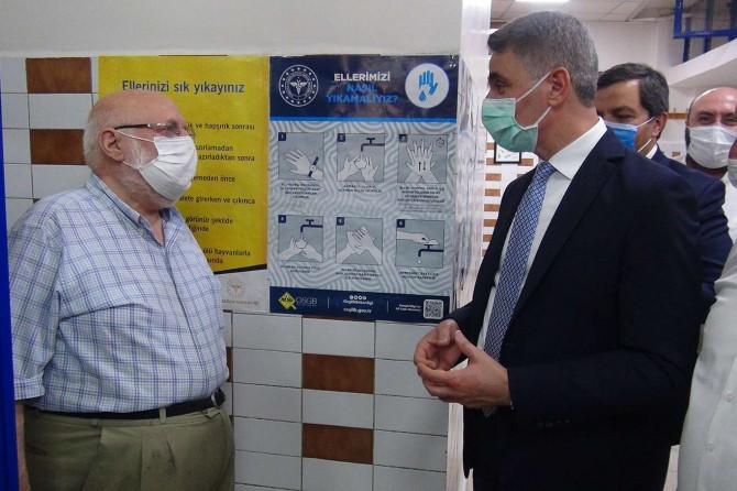 Malatya Valisi Baruş: Sokakta amaçsızca gezmek, başka insanların sağlığını tehdit etmektir