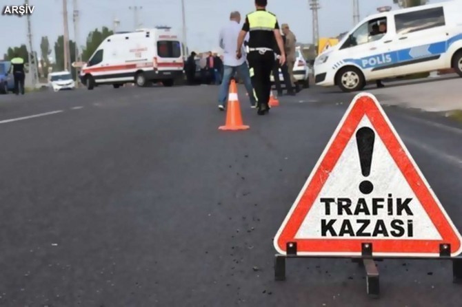 Mînîbusa ku karkeran vediguhast qeza kir: 16 birîndar