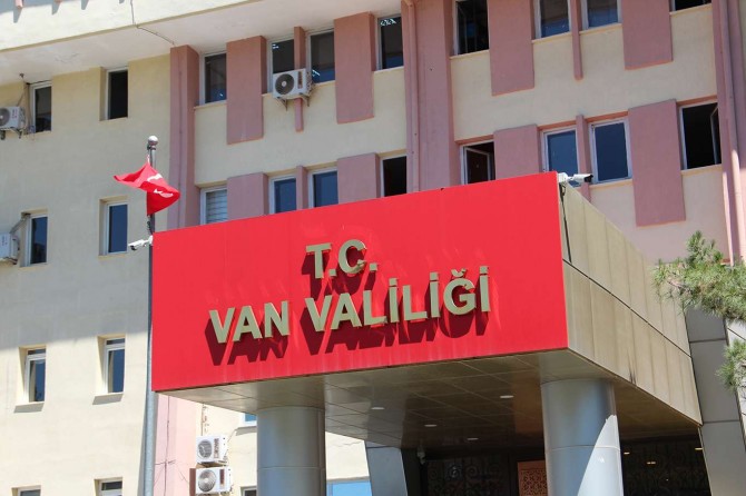 Van'da bütün etkinliler 15 gün boyunca yasaklandı