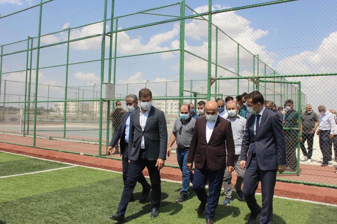 Mardin Valisi Demirtaş Nusaybin'de yapımı devam eden projeleri yerinde inceledi