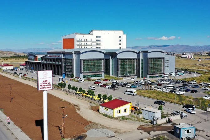 AİÇÜ Eğitim ve Araştırma Hastanesi hizmet vermeye başladı